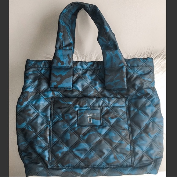 NWOT Marc Jacobs Double J Quilted Camo Large Tote - Picture 6 of 6